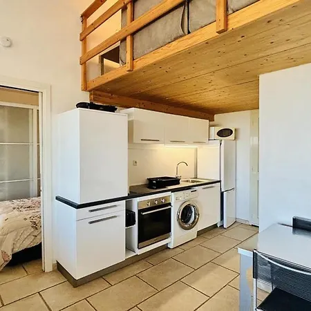 T2 Climatise Avec Terrasse Et Parking A 350m De La - - Fr-1-63-353 * Lumio (Corsica)