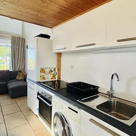 T2 Climatise Avec Terrasse Et Parking A 350m De La - - Fr-1-63-353
